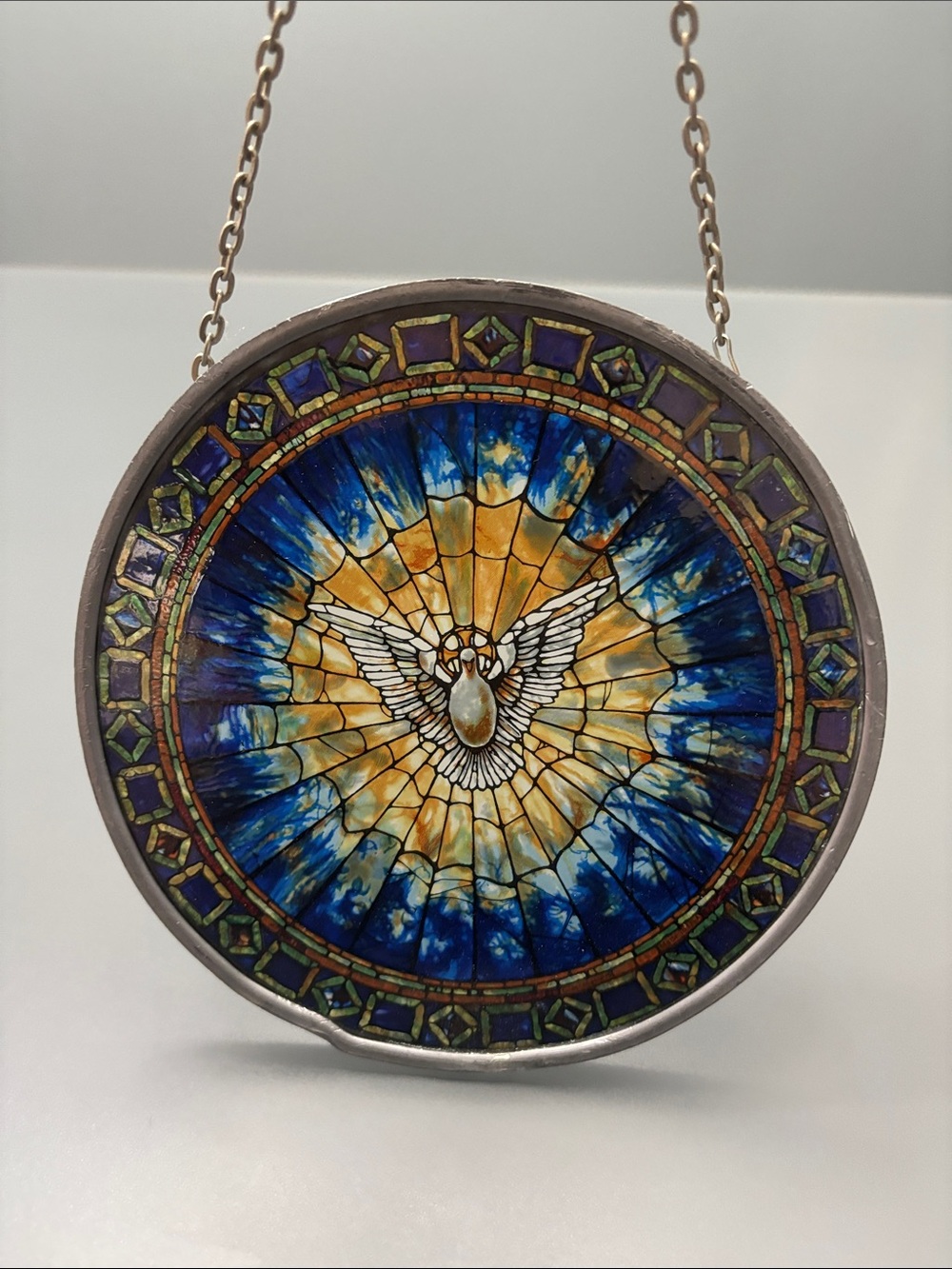 Glassmasters The Holy Spirit Window Round Art Glass Sun Catcher Suncatcher 6.5"